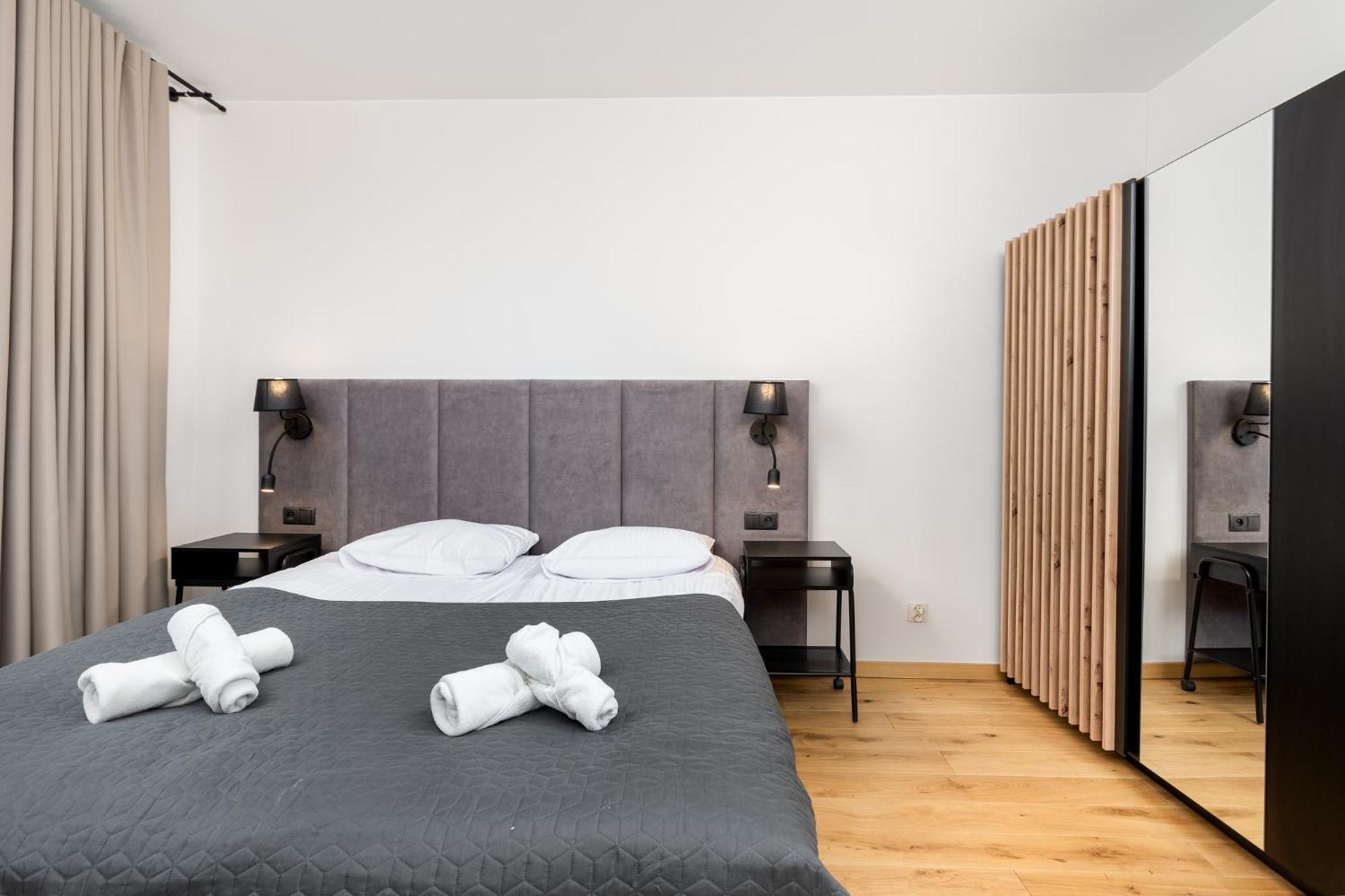 Revesen Premium Apartments クラクフ エクステリア 写真