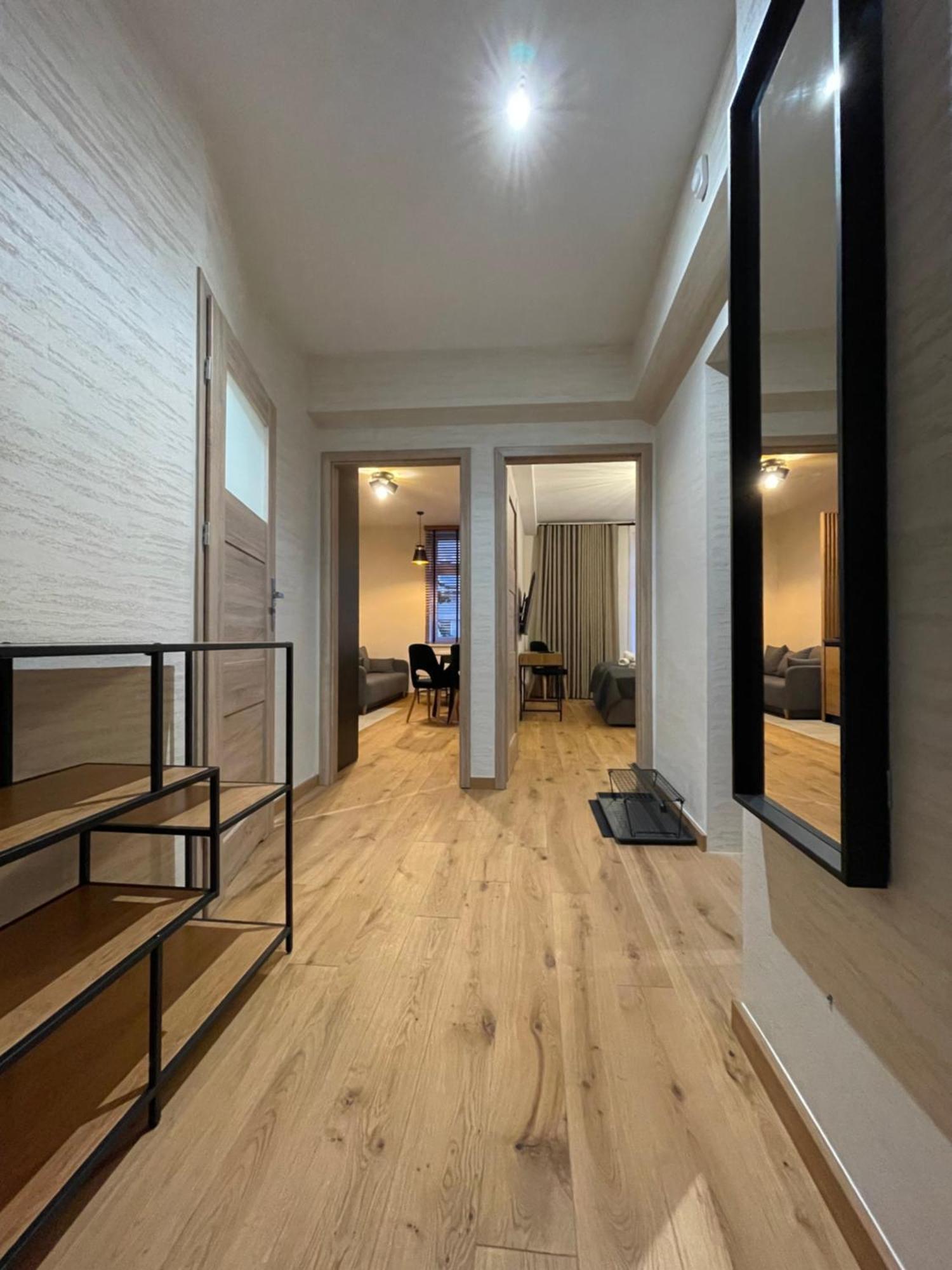 Revesen Premium Apartments クラクフ エクステリア 写真